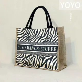 Patterned Handheld Tote